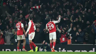 Arsenal vence a Chelsea en casa y finiquita su pase a la Final de la Copa de la Liga Inglesa