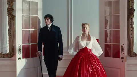 Jacob Elordi protagoniza junto a Margot Robbie la nueva versión de 'Cumbres Borrascosas' / Especial