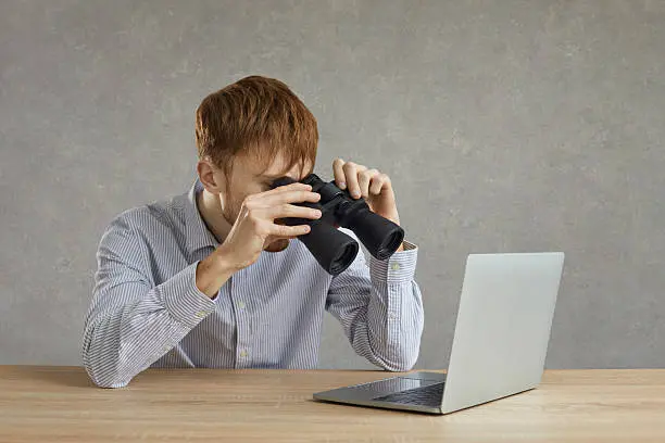 Especialistas recomiendan verificar la autenticidad de las vacantes antes de compartir información./ Pixabay
