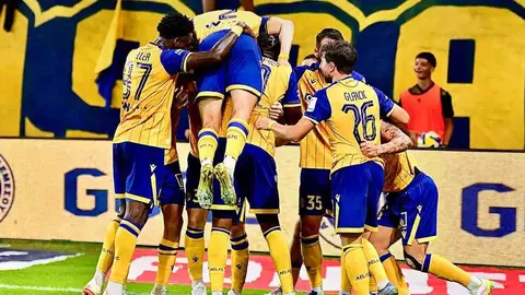 AEL Limassol celebrando un gol l X:aelfc_official