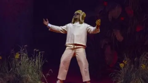 Bad Bunny llegará a Madrid con su gira mundial. / AP