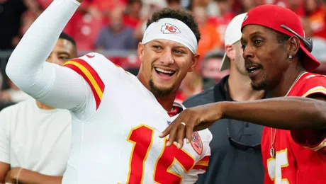 Arrestan a Patrick Mahomes Sr. por violar su libertad condicional