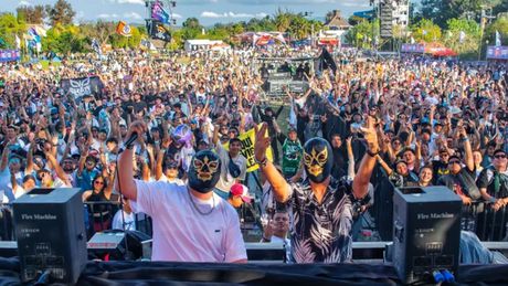 Mad Warriors calientan motores para el EDC 2026 con máscaras, hard dance y… ¡mucho desmadre!