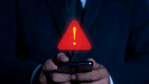 Una llamada que parece de tu banco podría ser en realidad un intento de fraude. / iStock