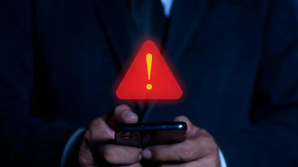 Una llamada que parece de tu banco podría ser en realidad un intento de fraude. / iStock