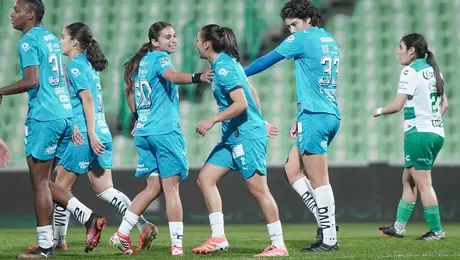 Christina Burkenroad comandó goleada de Rayadas ante Santos