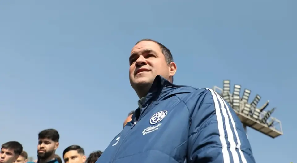 Jardine despidiendo a Fidalgo en el entrenamiento | Captura de YouTube