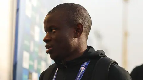 Fenerbahce culpa al Al Ittihad por el fichaje caído de Kanté | X: @ittihad