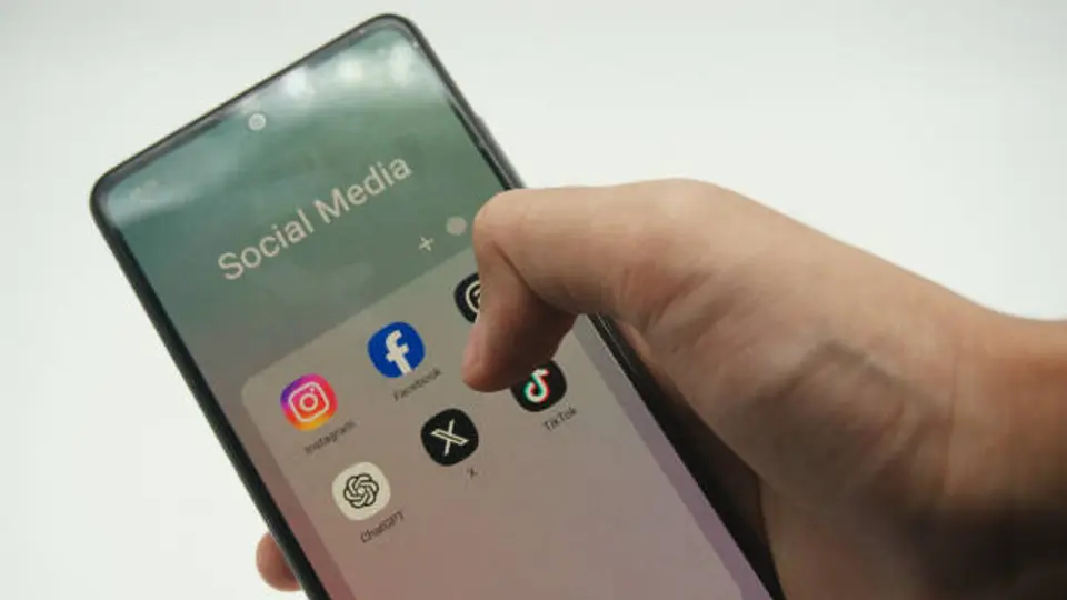 Las fallas en Facebook afectaron tanto la versión web como la aplicación móvil.  / iStock