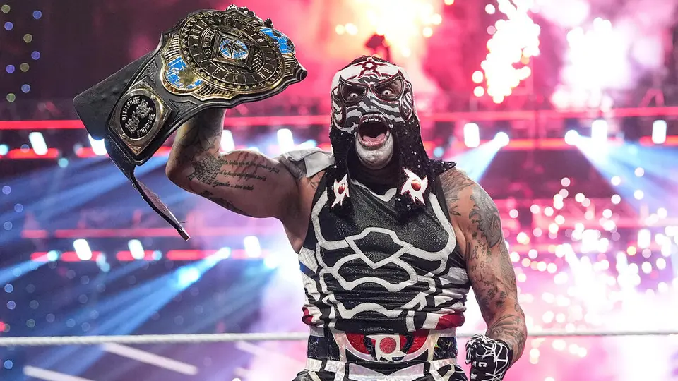 Penta es el nuevo campeón intercontinental de WWE | wwe.com