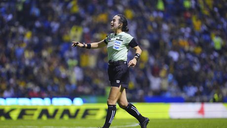 ¿Pedrada a sus detractores? Katia Itzel lanza mensaje contra el machismo en conferencia con la Presidenta Sheinbaum