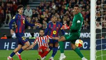 Marc Bernal en acción de gol frente a Atlético de Madrid en la Semifinal de Copa del Rey | AP