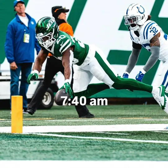 Breece Hall es perseguido por jugador de los Colts l X:nyjets