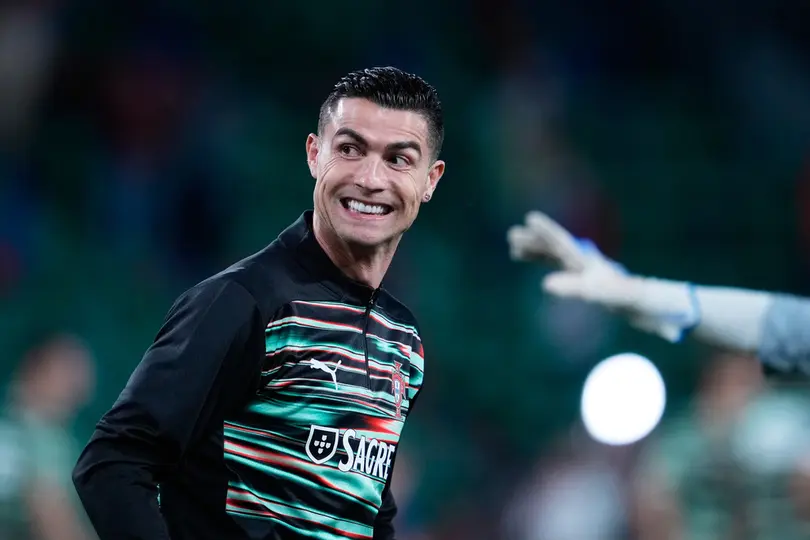 Cristiano Ronaldo en calentamiento con la Selección de Portugal | AP