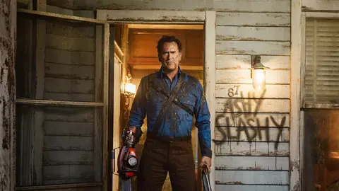 Bruce Campbell es una leyenda viviente del cine gore / Especial