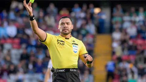 'Gato' Ortíz a cargo del partido de la jornada | Imago7