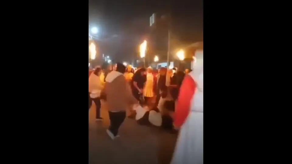 El momento fue captado en video y se difundió rápidamente en redes sociales. / RS