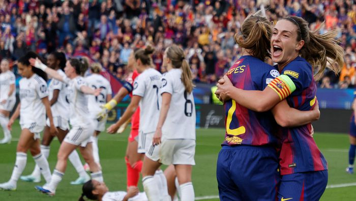 Ona Battle y Alexia Putellas celebran en la Champions League Femenina con Barcelona | AP