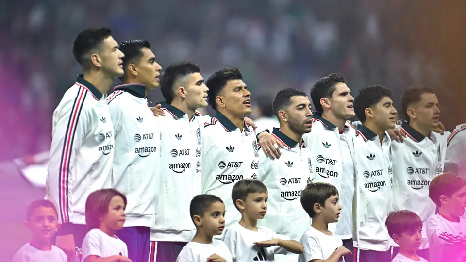 Lanzaron comentarios polémicos durante el himno mexicano | MEXSPORT