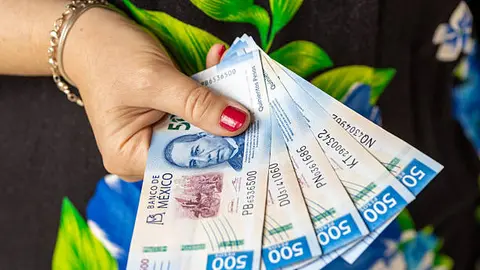 La TUA puede representar una parte importante del costo total de tu vuelo. / iStock