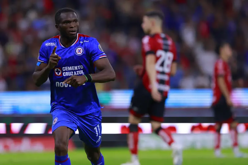 Christian Ebere en celebración con Cruz Azul contra Atlas en los Cuartos de Final del Clausura 2026 | MEXSPORT