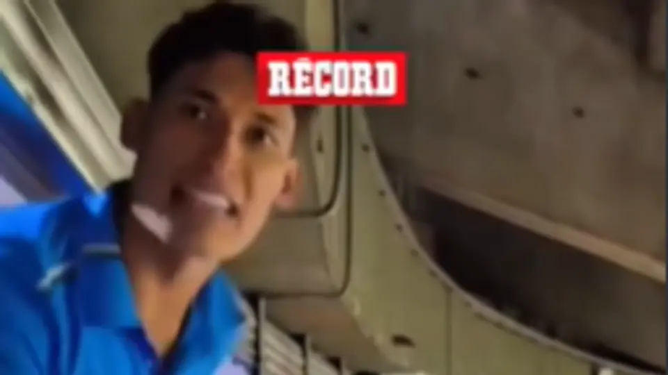 Jesús Orozco Chiquete en momento polémico con aficionado l CAPTURA