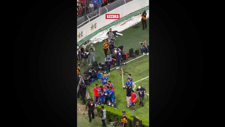 Ebere y su emotivo festejo en la victoria de Cruz Azul ante Atlas