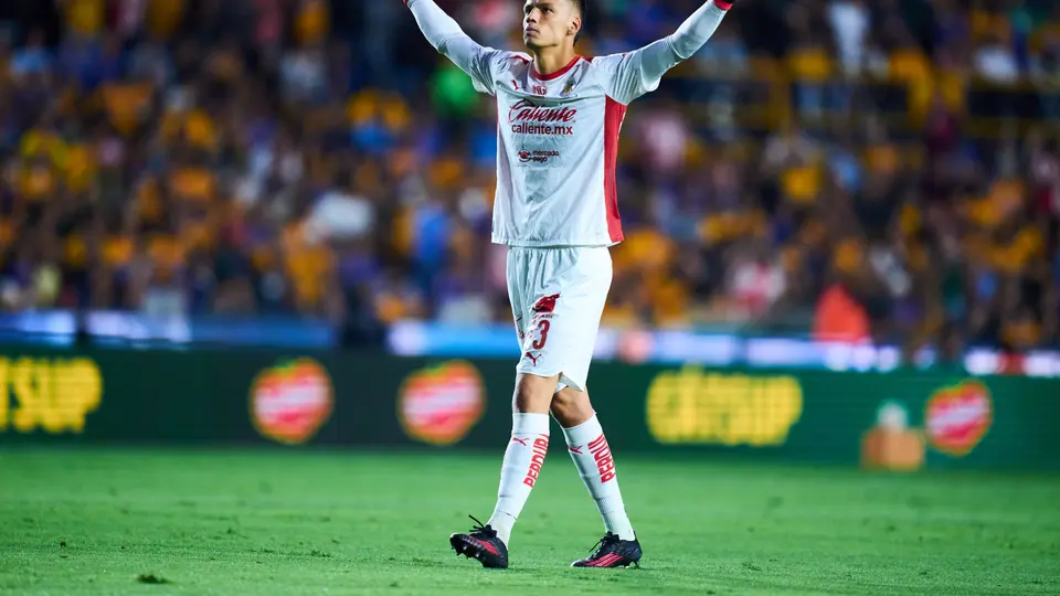 Óscar Whalley está salvando a Chivas