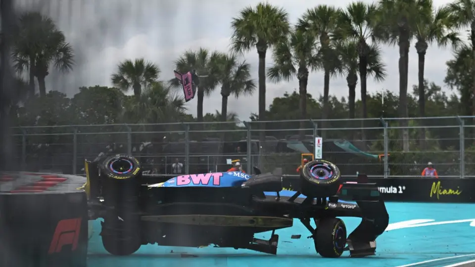 Así se volcó el auto de Pierre Gasly en el Gran Premio de Miami | AFP