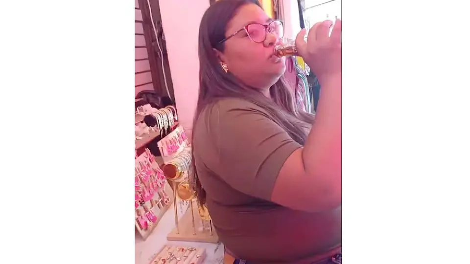 La protagonista aclaró que el clip no es real y fue actuado./ Captura de pantalla