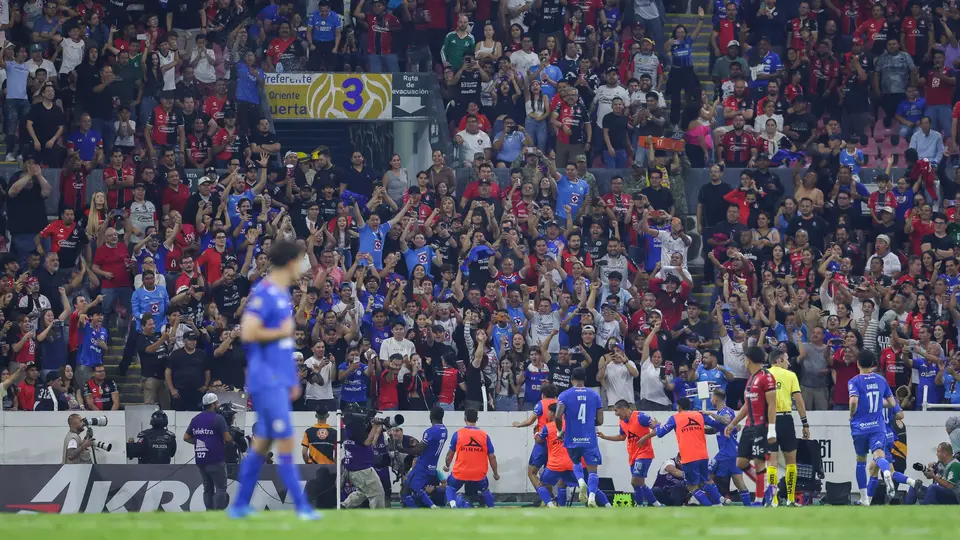 Jugadores de Cruz Azul en celebración contra Atlas en los Cuartos de Final del Clausura 2026 | MEXSPORT