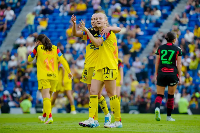 Irene Guerrero fue la mejor jugadora con dos goles en el duelo | Imago7