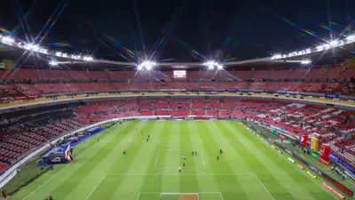 Estadio Jalisco 'se olvida' de Atlas y felicita a Chivas por su aniversario