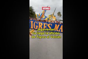 La afición de Tigres ya está en el Volcán para el juego ante Chivas