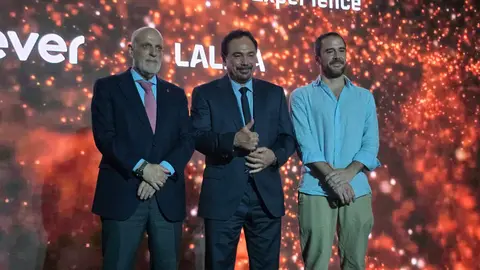 Hugo Sánchez y Javier Tebas en un evento | RÉCORD