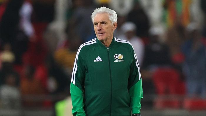 Hugo Broos, director técnico de la Selección de Sudáfrica, durante el amistoso contra Nicaragua | AFP