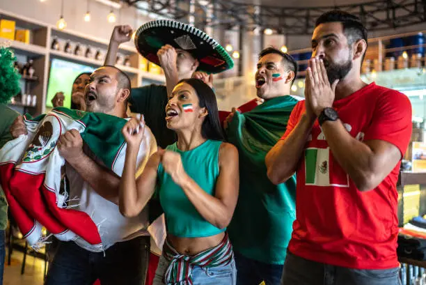 Especialistas advierten que los encuentros sexuales casuales pueden aumentar hasta 60% durante eventos masivos como la Copa Mundial de Futbol 2026. / iStock