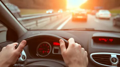 La licencia de conducir edición Mundial 2026 ya puede tramitarse en Nuevo León. / iStock