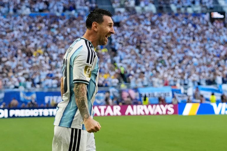 Lionel Messi celebrando su gol 20 en Copas del Mundo l AP