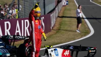 Lewis Hamilton sorprende y consigue la pole para la Sprint del GP de Gran Bretaña; Checo Pérez largará 19°