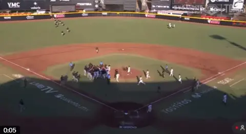 Se vaciaron las bancas en el duelo de Monclova ante Tijuana | Captura