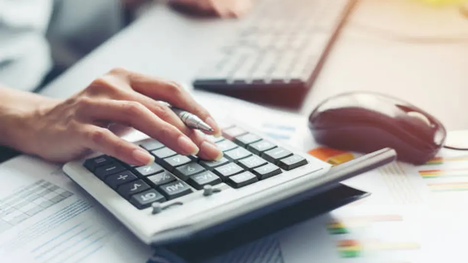 Eliminar un registro negativo del historial no significa que la deuda desaparezca; el acreedor aún puede exigir el pago correspondiente./ Pixabay