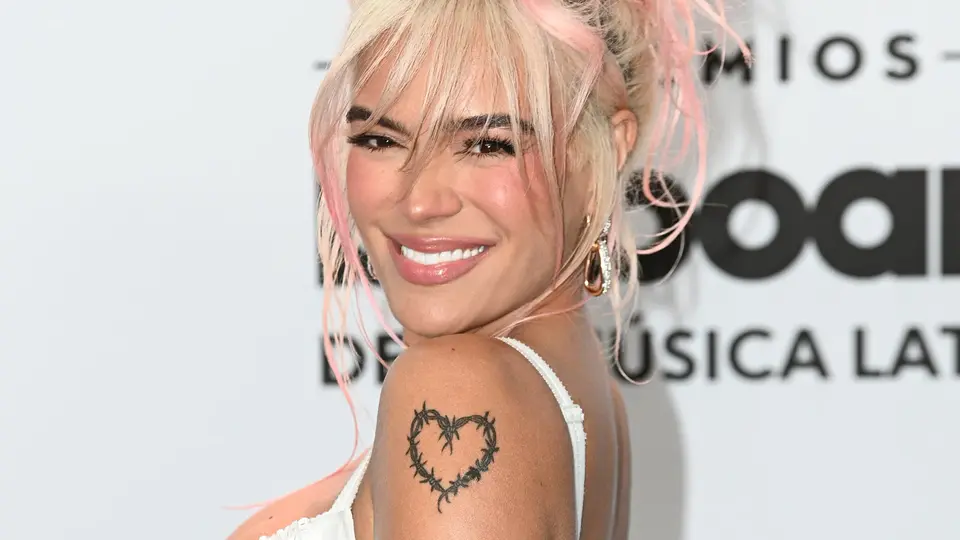 Karol G, una de las principales figuras de la música urbana, está nominada a Artista Premios Juventud Femenina./I:@karolg