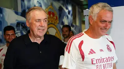 Ancelotti reaparece en Valdebebas y bendice la era de Mourinho en el Real Madrid