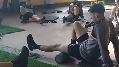 Entrenan en condiciones ‘particulares’: el Club Almirante Brown se vuelve viral en Argentina