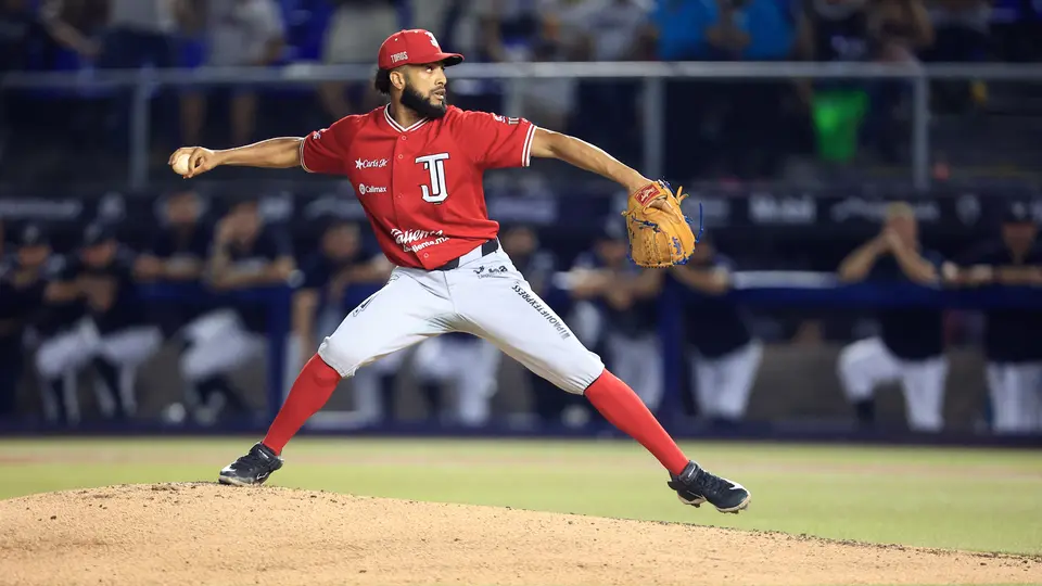 Adonis Medina de Toros de Tijuana | Prensa Tijuana
