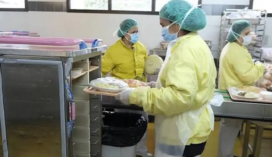 Intoxicación masiva de 135 medicos, 41 profesionales permanecen hospitalizados bajo vigilancia médica / Captura de pantalla