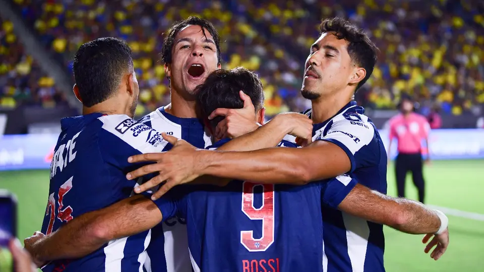 Jugadores de Monterrey celebrando gol ante América | MEXSPORT