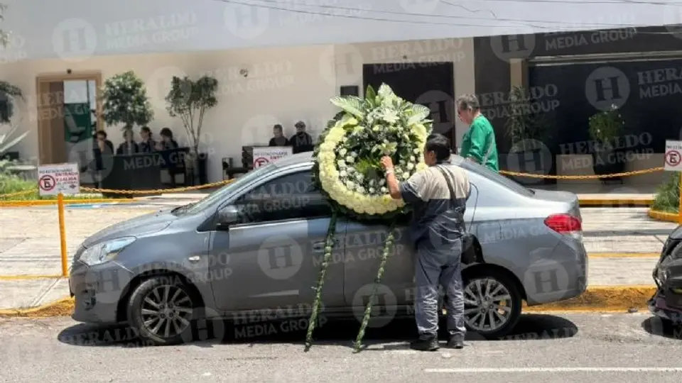 El servicio funerario se realiza de manera privada, acompañado por familiares, amigos y personas cercanas al músico./ El Heraldo