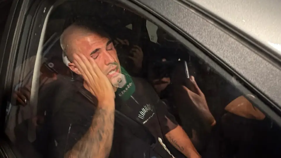 Pablo García rompe en llanto tras dejar al Betis en el último día del mercado